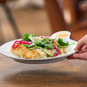 Pizza Bianco med spinat og squash Pizza Bianco med spinat og squash